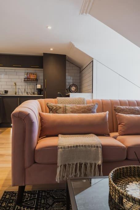 شقة The West End Loft - 5* Retreat - Private Parking! غلاسغو المظهر الخارجي الصورة